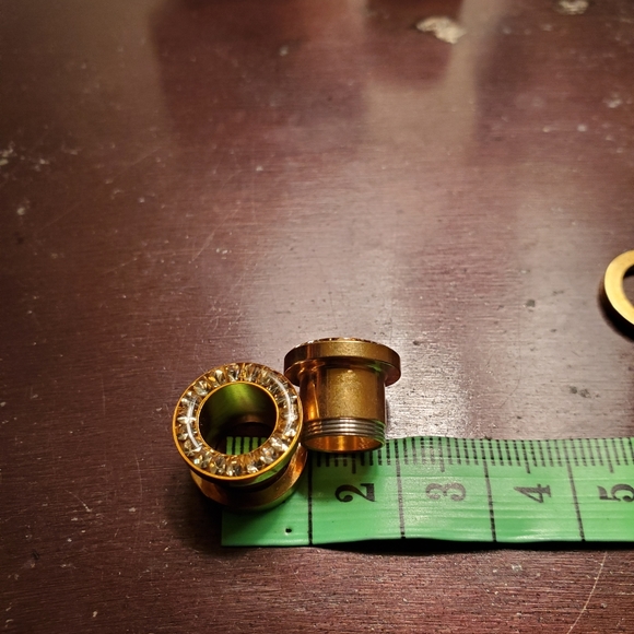 2g Gold & Silver Ear Barrel Tunnel Piercing - Picture 2 of 4